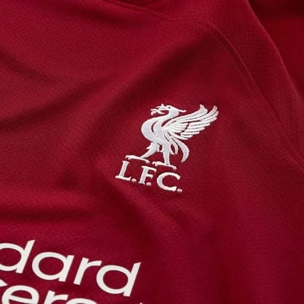 Liverpool 22-23 Home Kit - PLAYER Version